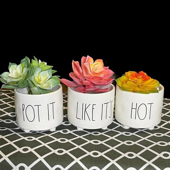 Rae Dunn Ceramic Footed Planters Set of 3 Stackable - Picture 1 of 10
